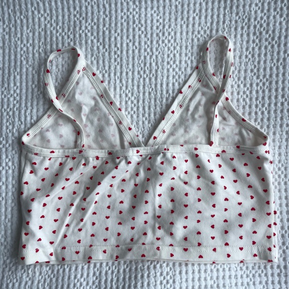 Heart Patterned Crop Top - Picture 2 of 2